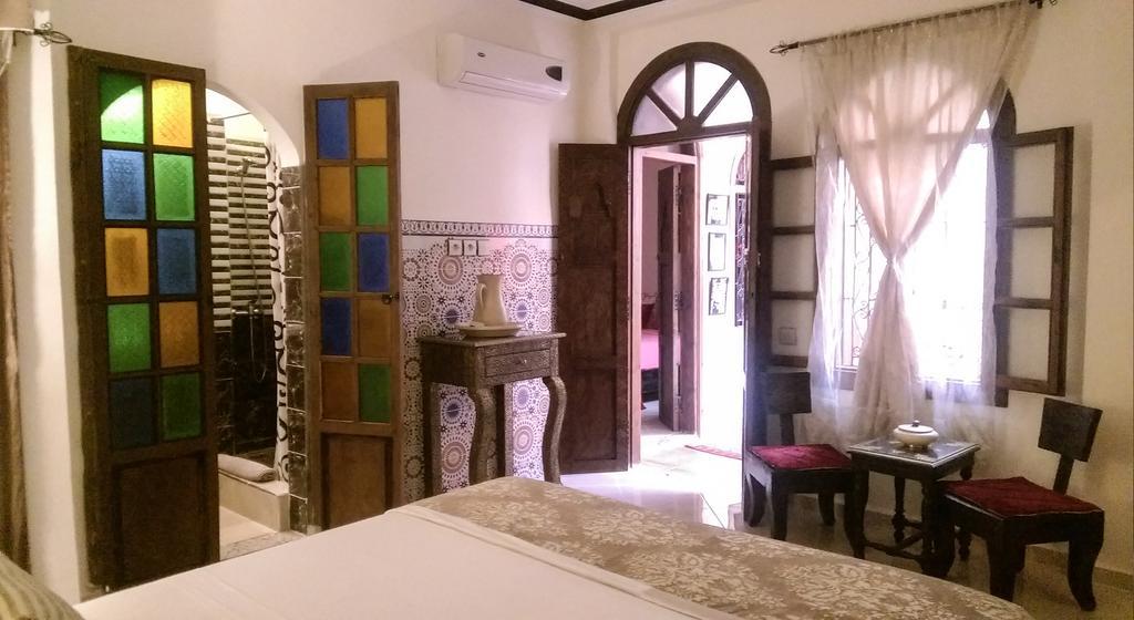 Riad De La Semaine Marrakesh Exteriör bild